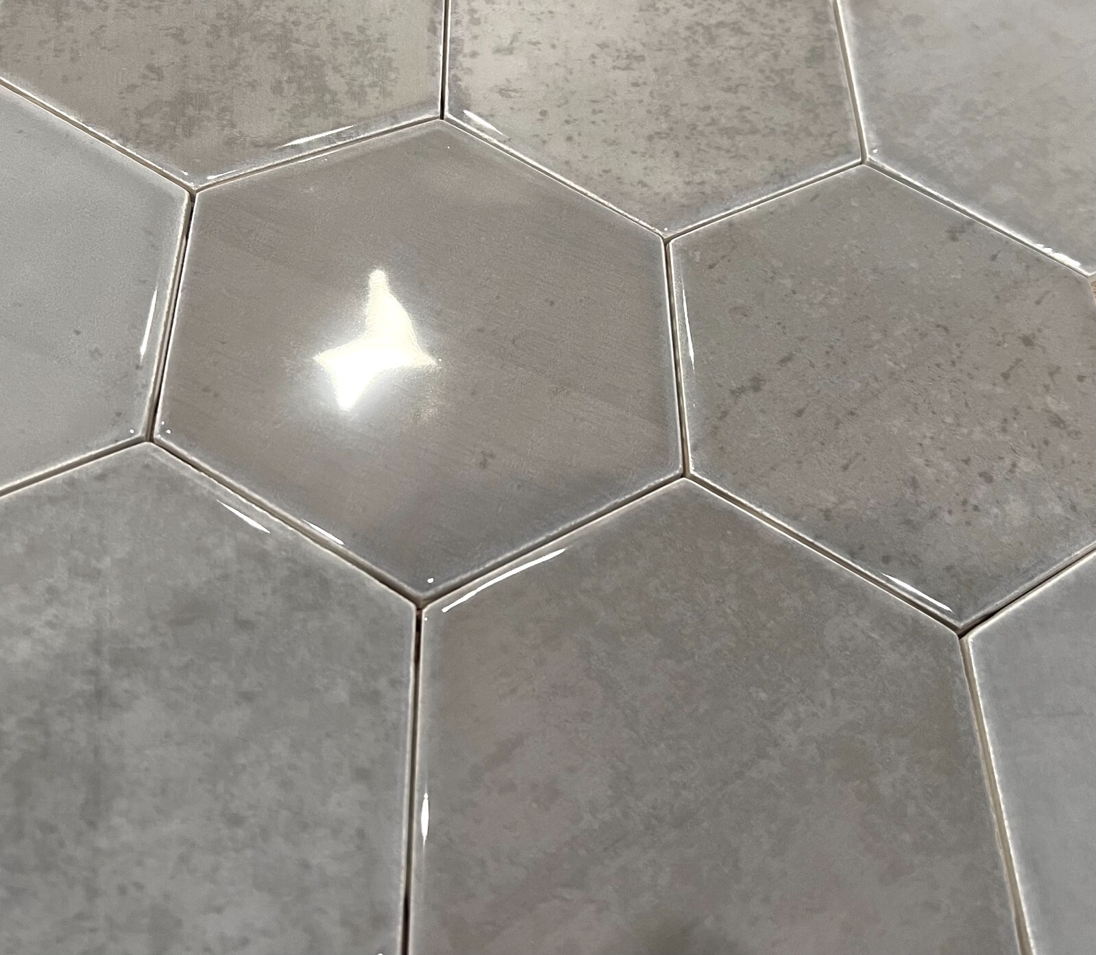4 3/8×4 3/8 Glossy Gradient Mystique Gray Hexagon Ceramic Wall Tile (Pack of 5)