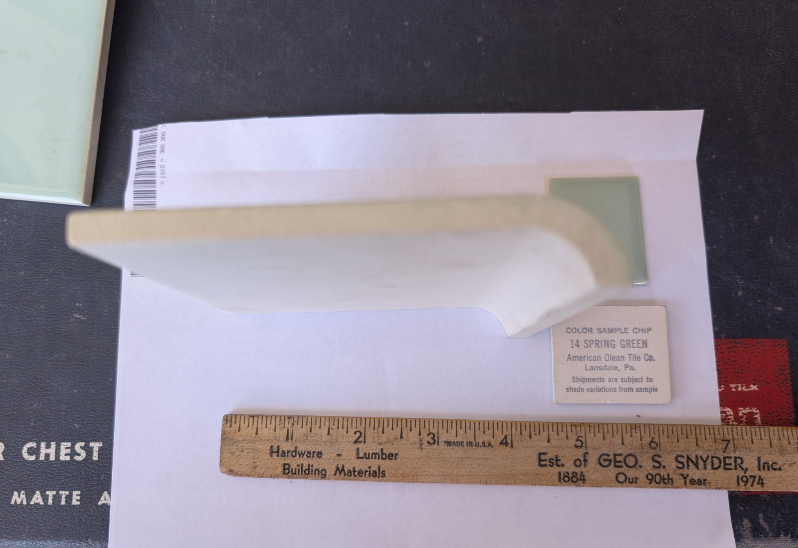 2 pcs 4 1/4″ Ceramic Tile #14 Spring Green American Olean Mud Bullnose A4402