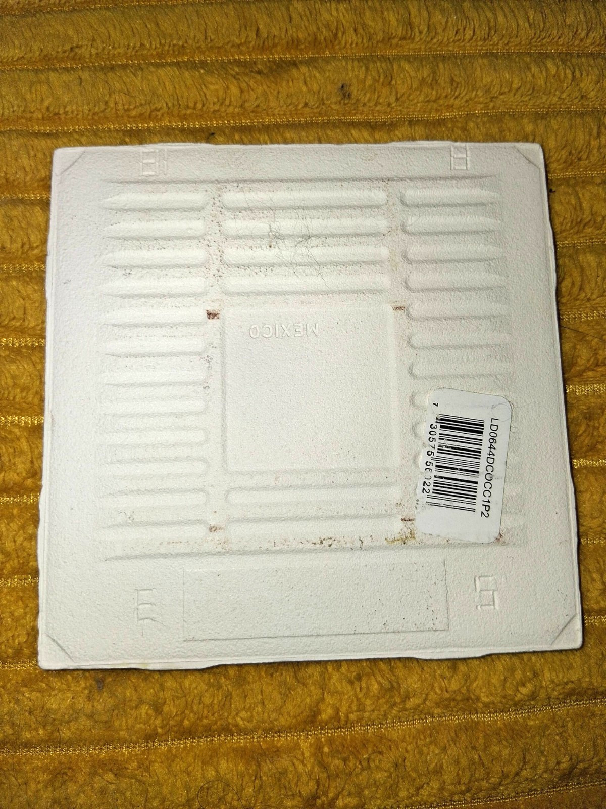 American Olean 4 1/4 inch square tile LD06 Fruit Mexico Glossy Cottagecore