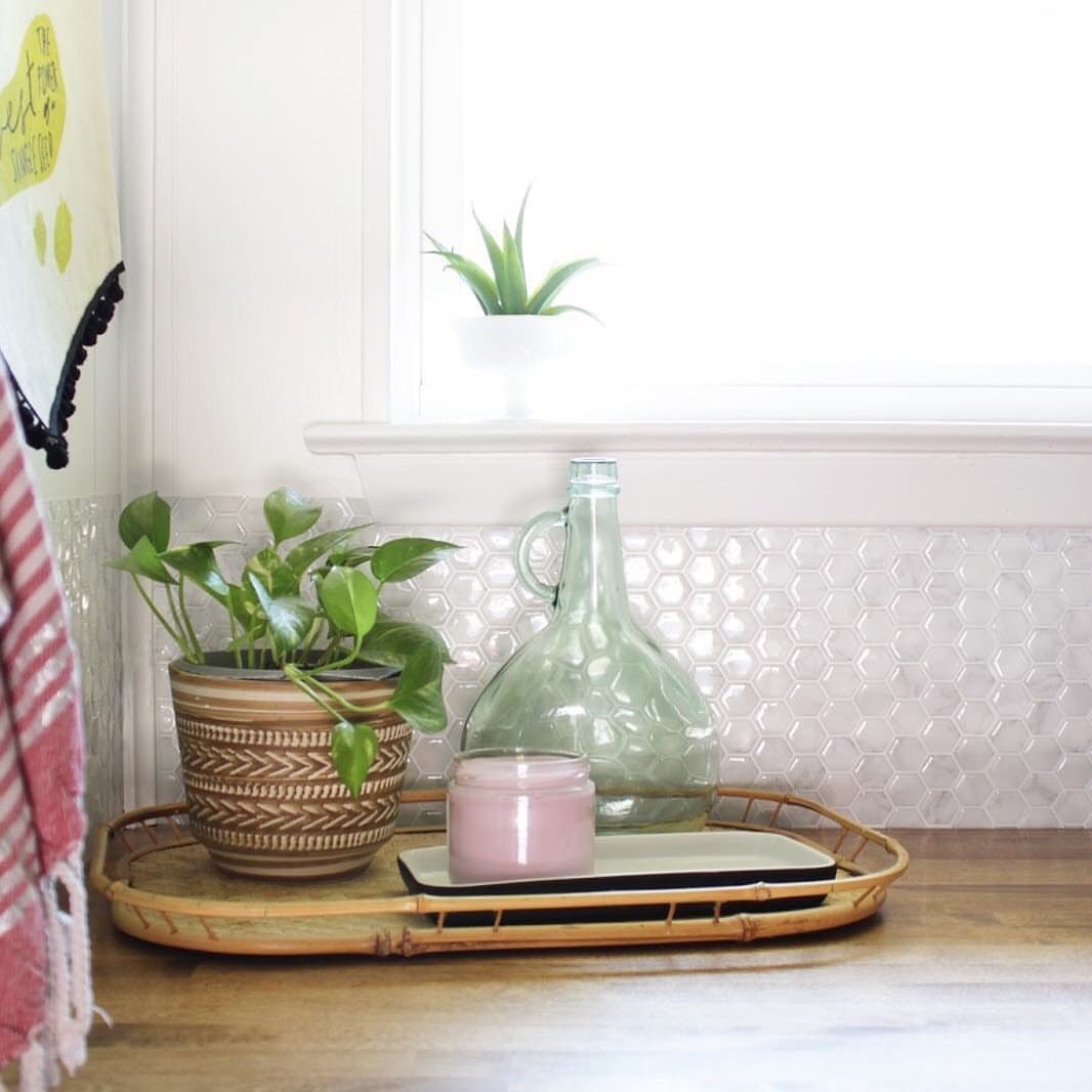 Wallpops Hexagon White Geometric Farmhouse Peel & Stick Tile Backsplash Diy