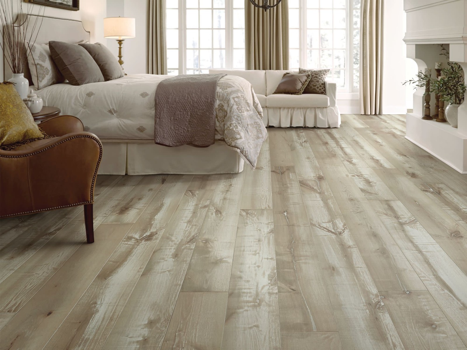 Shaw SW660 Reflections Maple 7″W Smooth Engineered Hardwood – Serenity