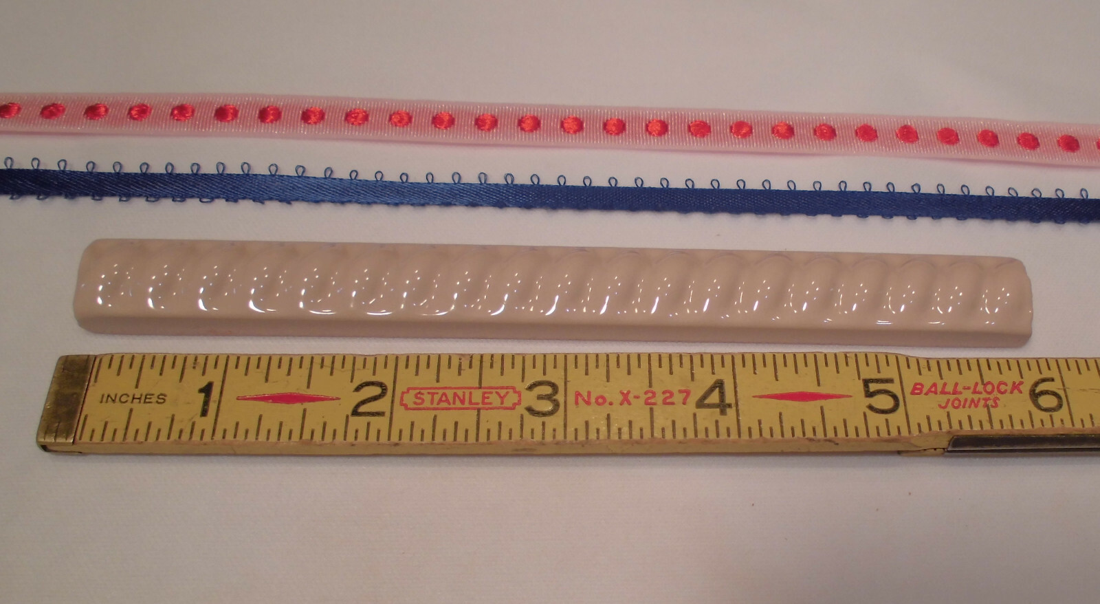 10 pcs. Misty Rose: Vintage Ceramic Liner-Pencil-Sizzle Tiles: 5/8″ X 6″ Rope