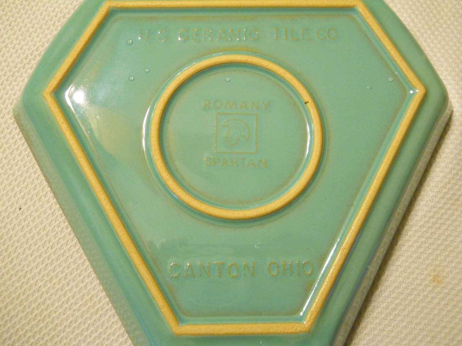 US CERAMIC TILE CO. CANTON OH ROMANY SPARTAN TEAL TRIANGULAR DISH 6 1/4”