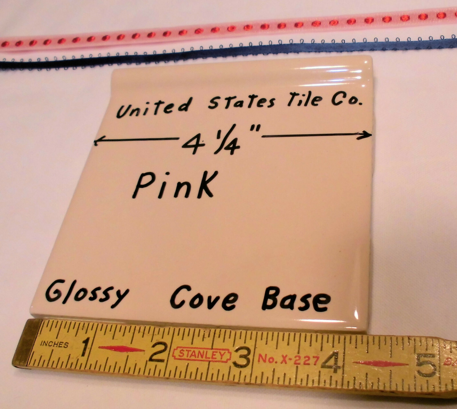 1 pc. Cove-Base Ceramic Tile *Venetian Pink* 4-1/4″ Made in USA: Glossy NOS