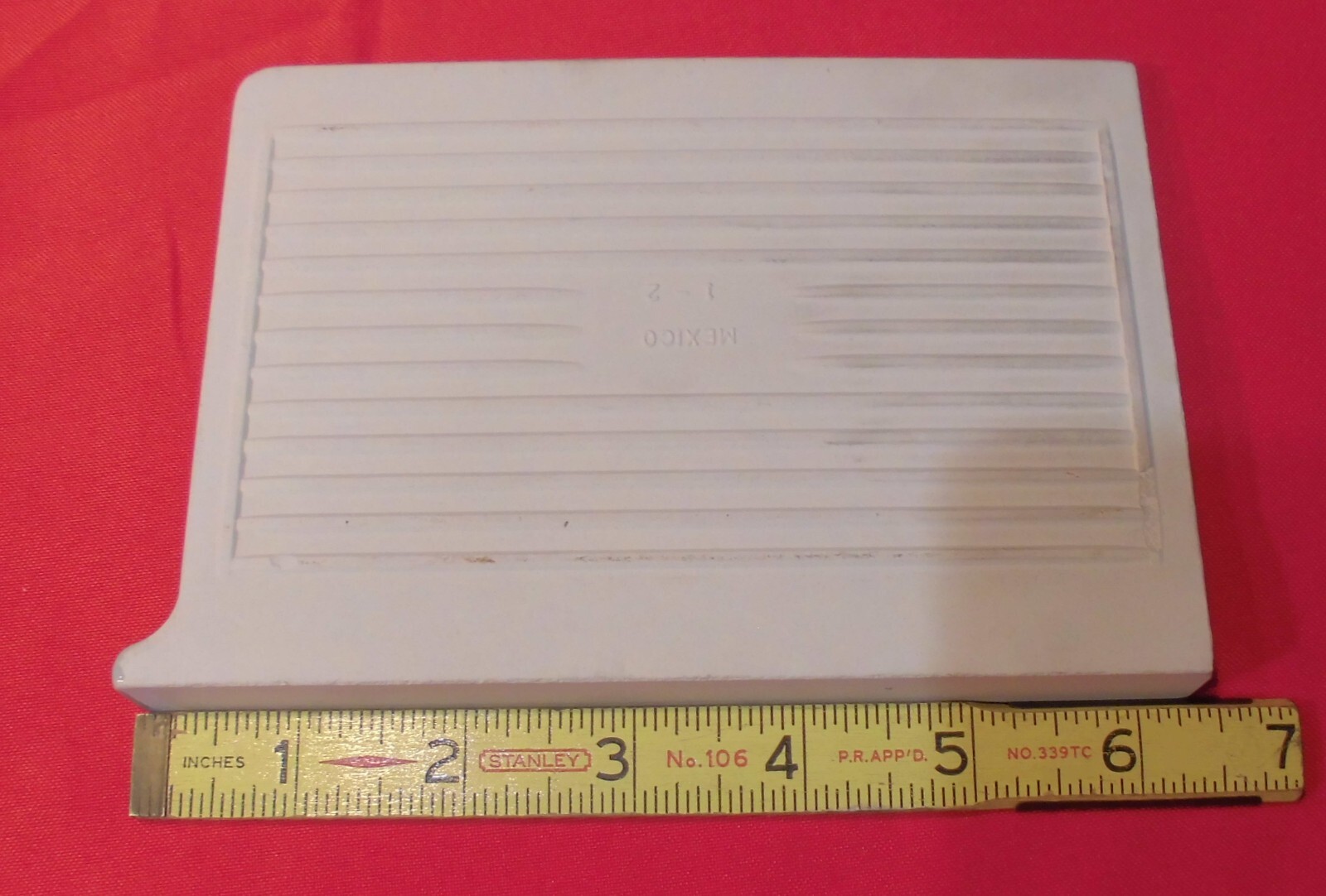 1 pc. Light Smoke Gray: base/cove Ceramic Tile: 4-1/4″ X 6″ Right Finish Corner