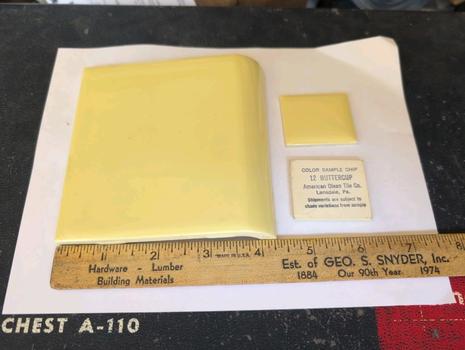 2 pcs of American Olean Tile Mud Bullnose 4 1/4″ Bright Buttercup Yellow Gloss