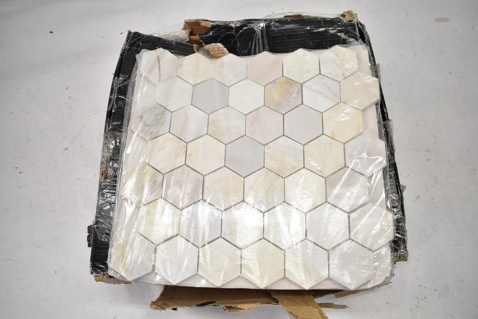 MSI Angora 2″ Hexagon Marble Mosaic Tile Sheets Pack of 10 12×12 Backsplash