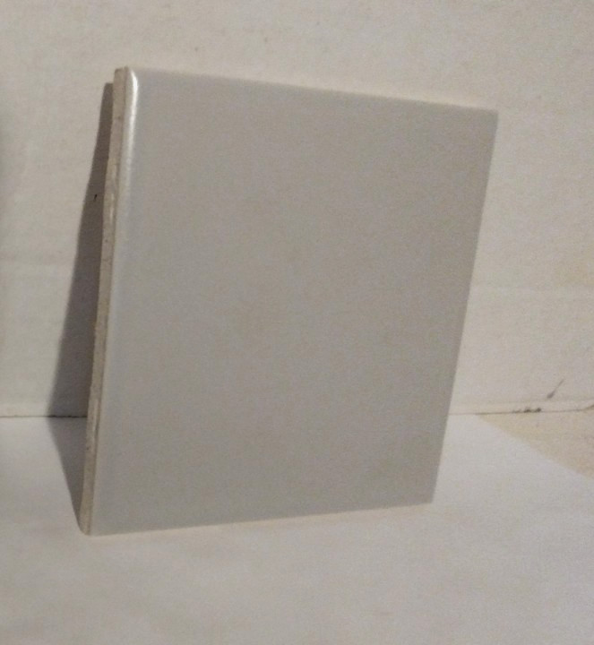 1 Wall Tile AO American Olean USA 4-1/4″ Ceramic Satin Mid Gray, Silver BEBEBE