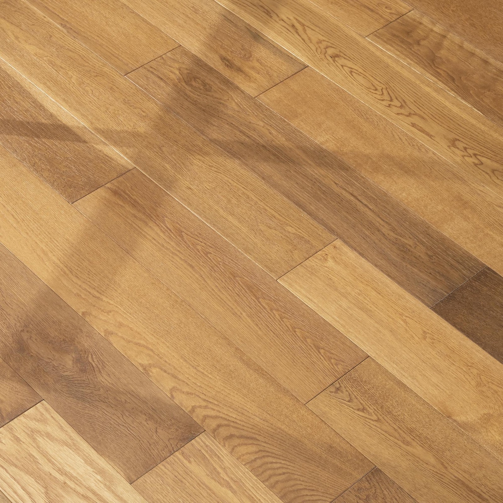 Mohawk Industries LFW09 Mohawk Elite 8″W Wire Brushed Engineered – Striped Oak
