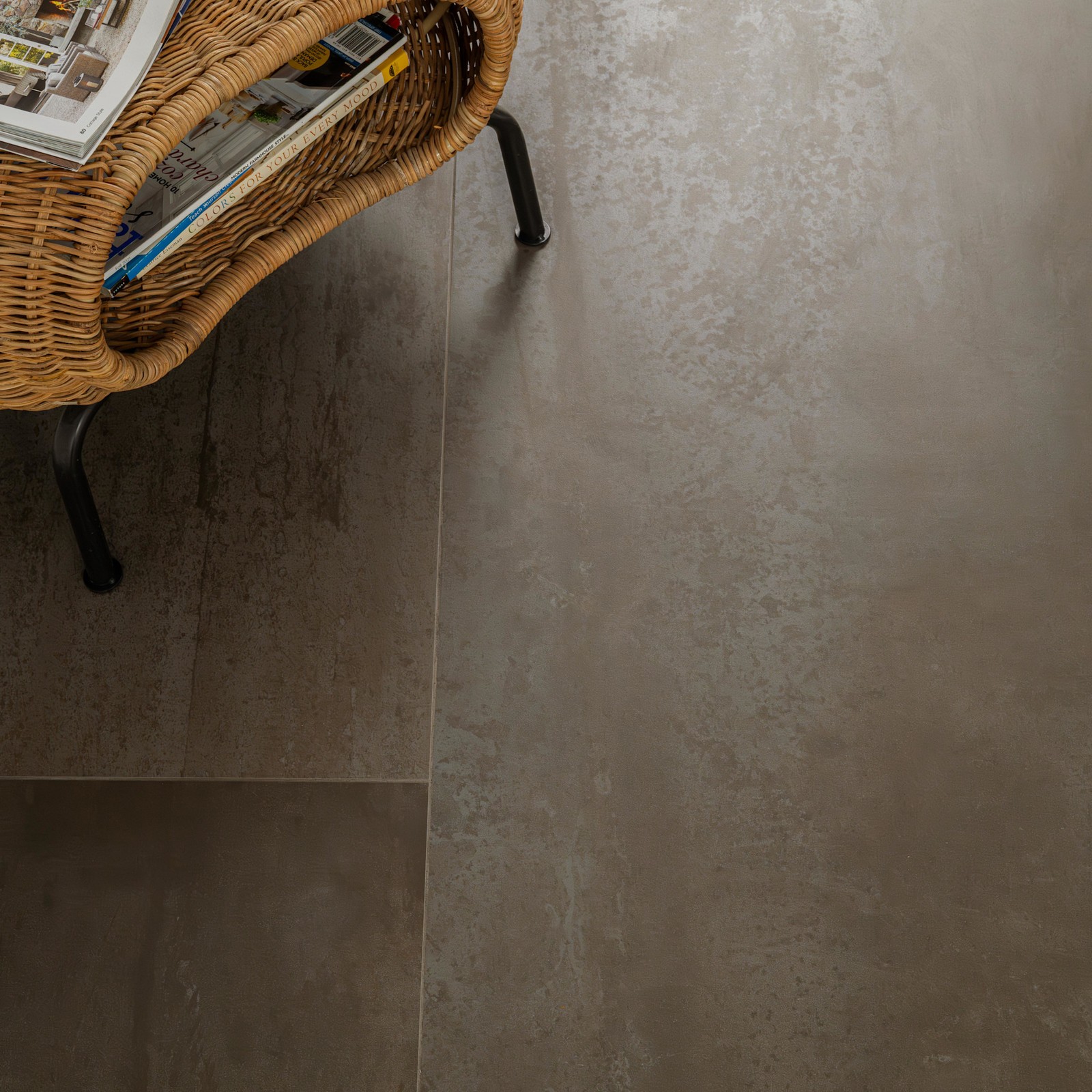 Ackland AKNPTVAN24X48M-PL Vante – 24″ x 48″ Porcelain Solid Floor – Nacre