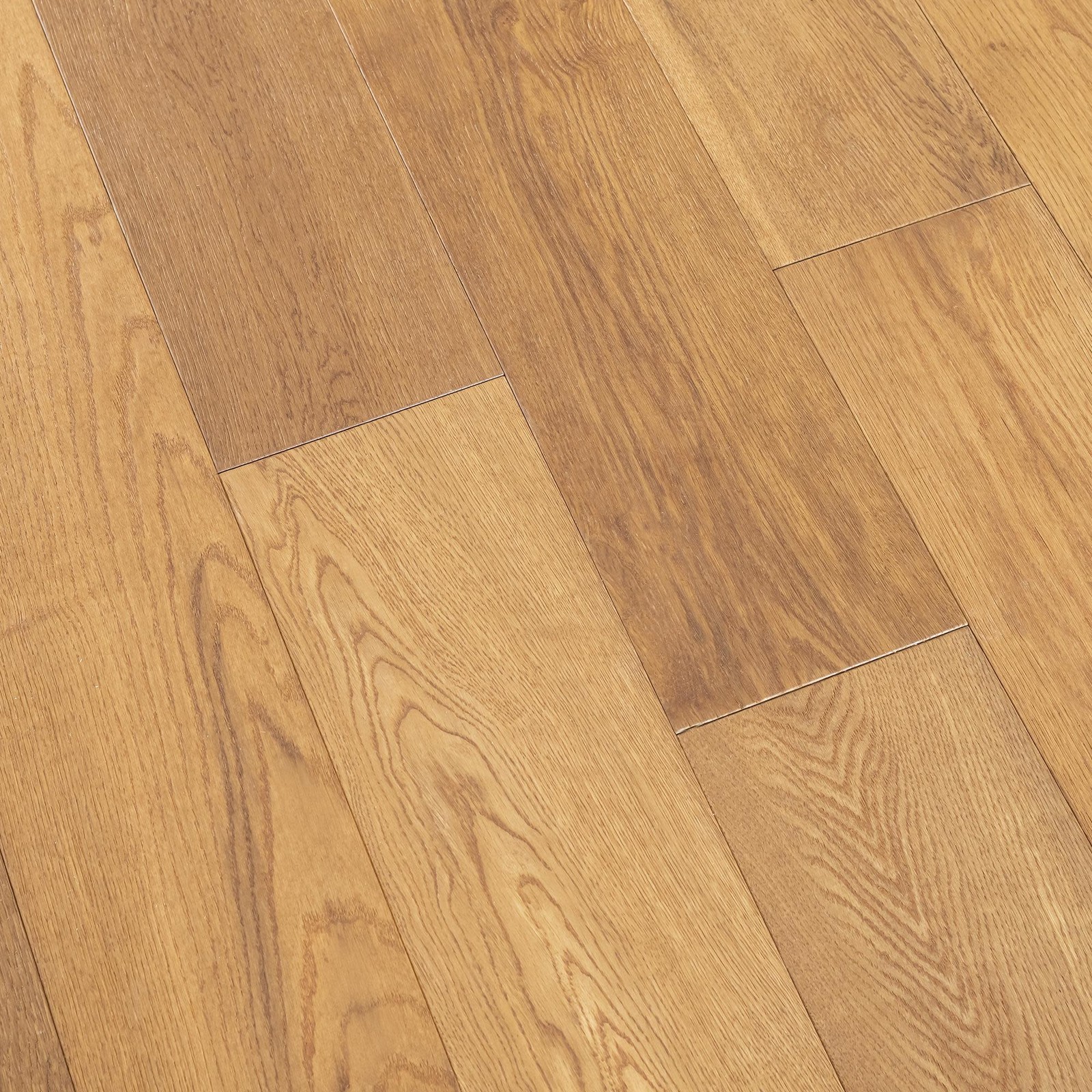 Mohawk Industries LFW09 Mohawk Elite 8″W Wire Brushed Engineered – Striped Oak