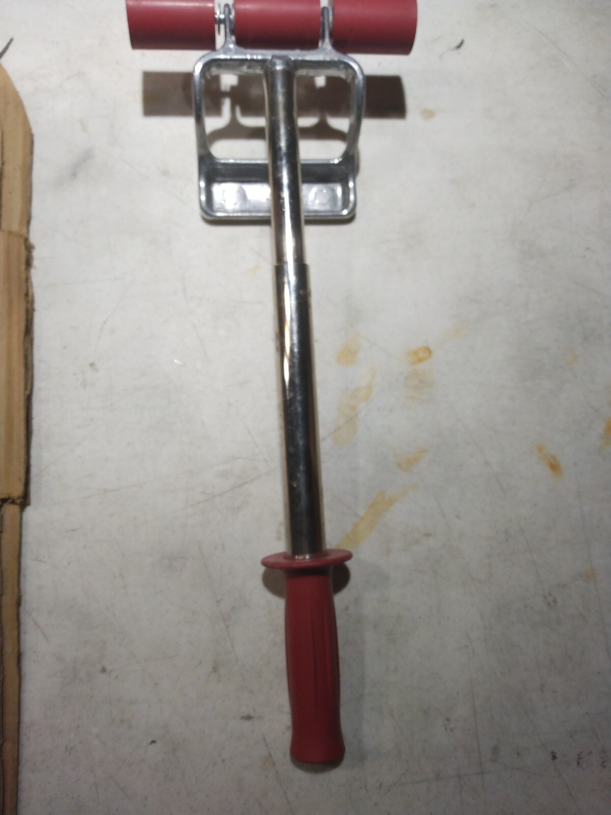 Roberts han 10-955 Light weight Compact Extendable Handle Floor Roller