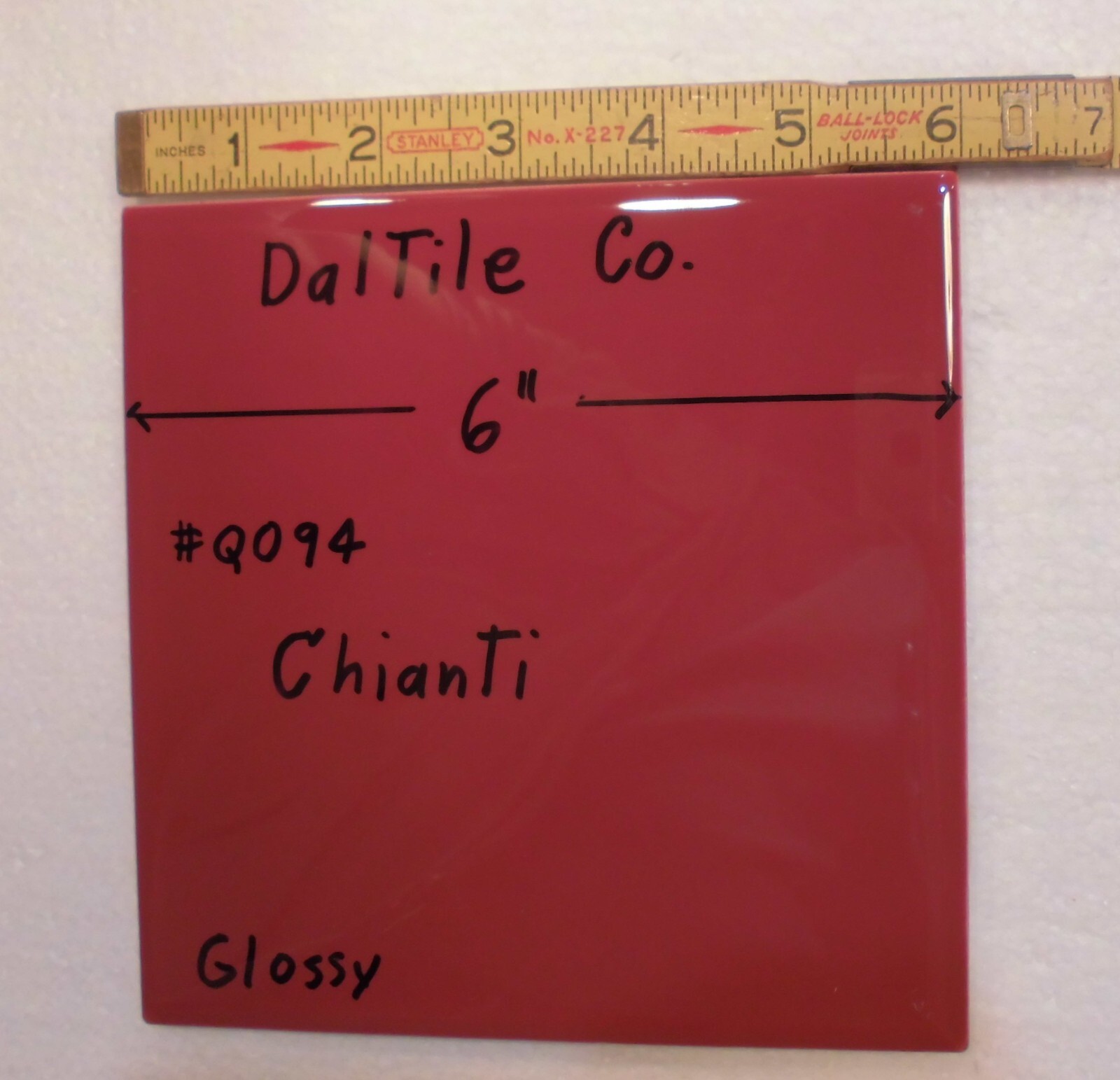 1 pc. Daltile #Q094 CHIANTI: Brilliant Glossy Ceramic Tile 6″ X 6″ NEW, Burgundy