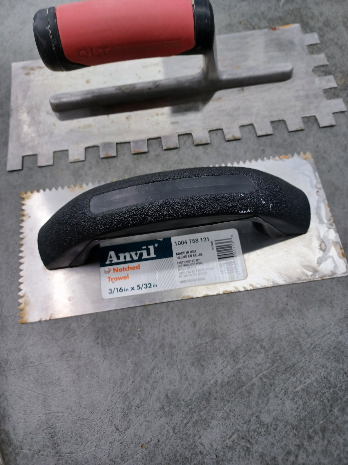 !!!! (2) TWO MASONARY THINSET MORTAR CEMENT TILE TROWELS WALL/FLOOR TOOLS !!!