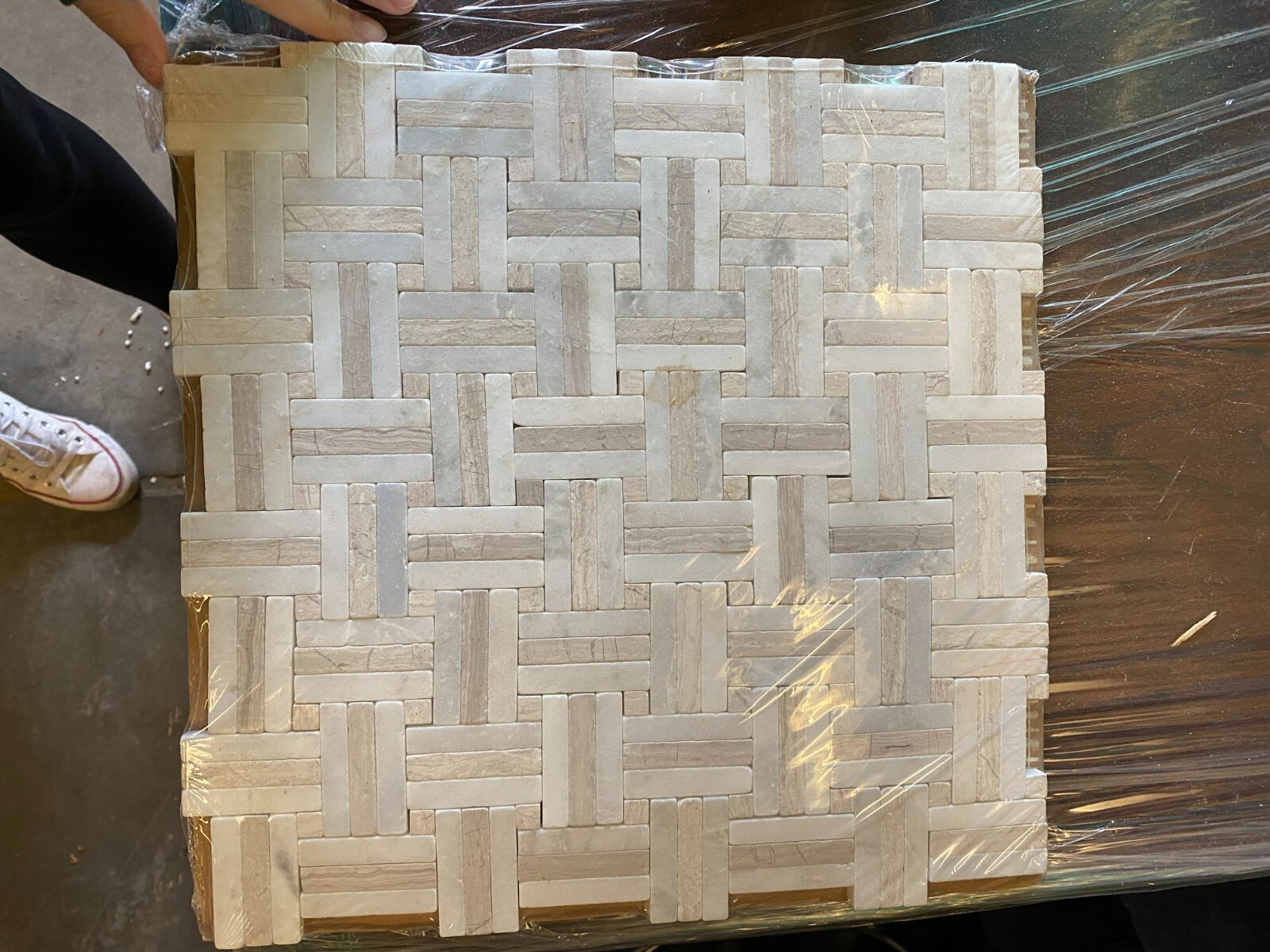 Rush River Stone – 12 inch x 12 inch Polish Mosaic Tile (120 Sq. Ft. Available)