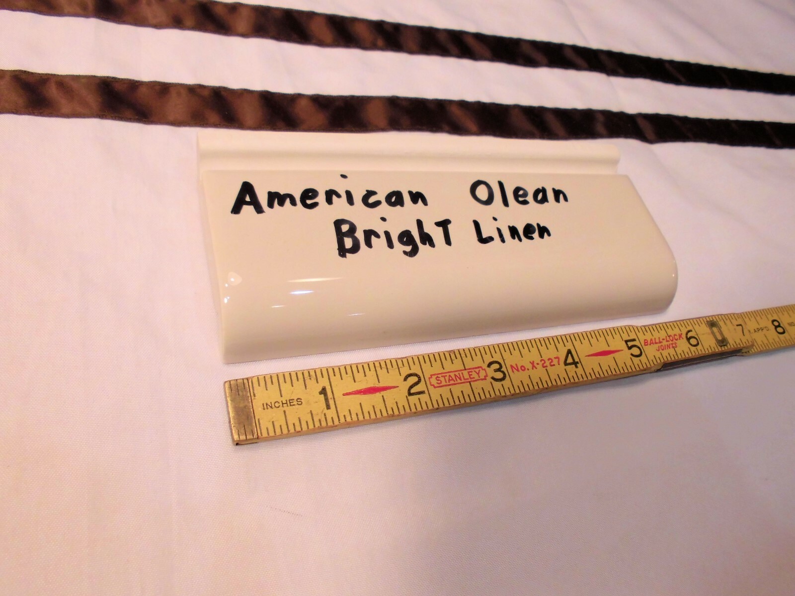 1 pc. *Bright Linen* Ceramic Radius Bullnose Tile by American Olean Co. NEW 6″