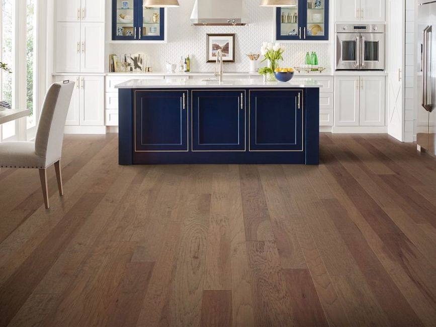 Shaw SW742 Pebble Hill Mixed Width Varying Widths Handscraped – Off White