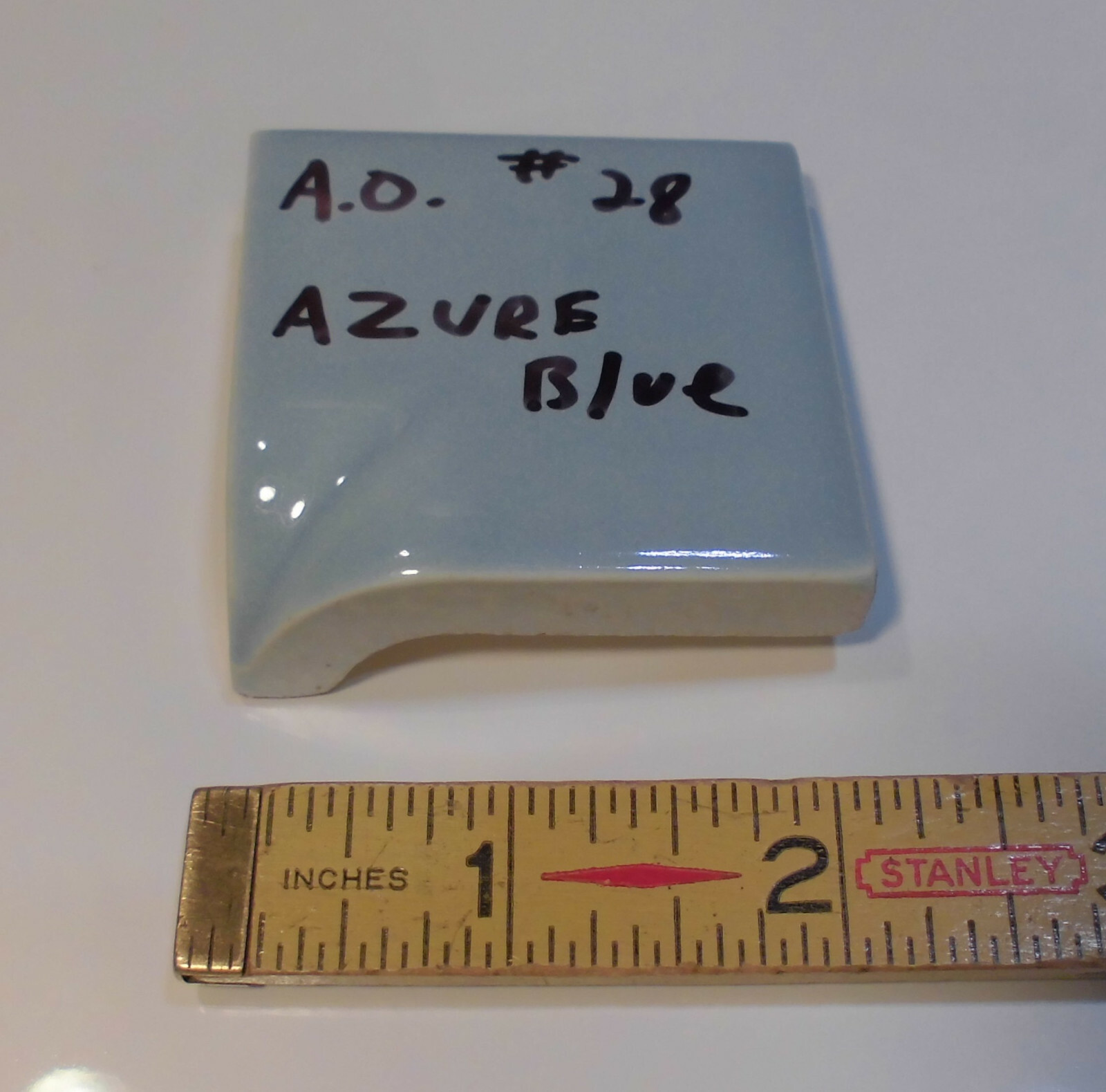 1 pc. *Azure Blue* Ceramic Bullnose Inside Corner Tile 2″ X 2″ American Olean