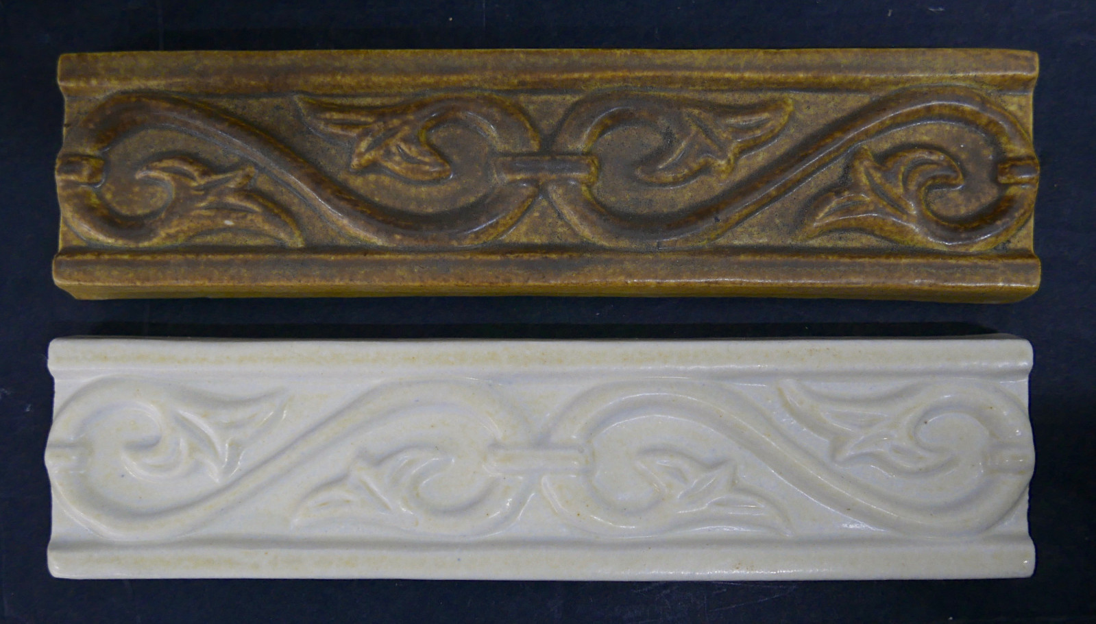 Contemporary Trim Border Tile with Ridge-Off White
