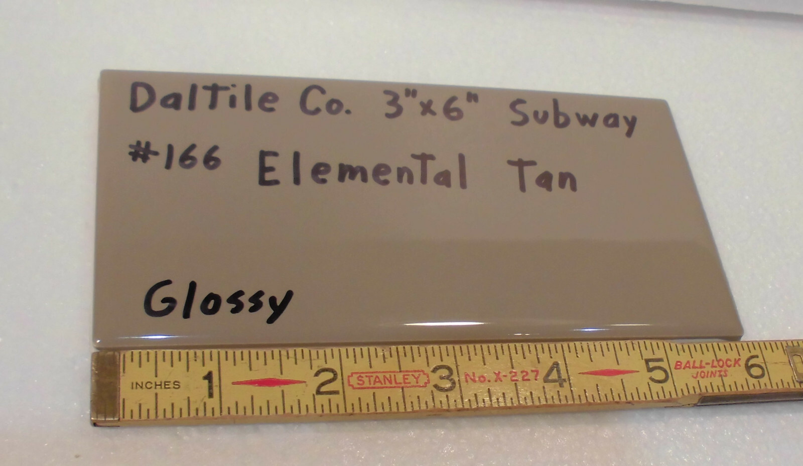 1 pc. Elemental Tan by Daltile #K166; 3″ X 6″ Glossy Ceramic Tile; Light Brown