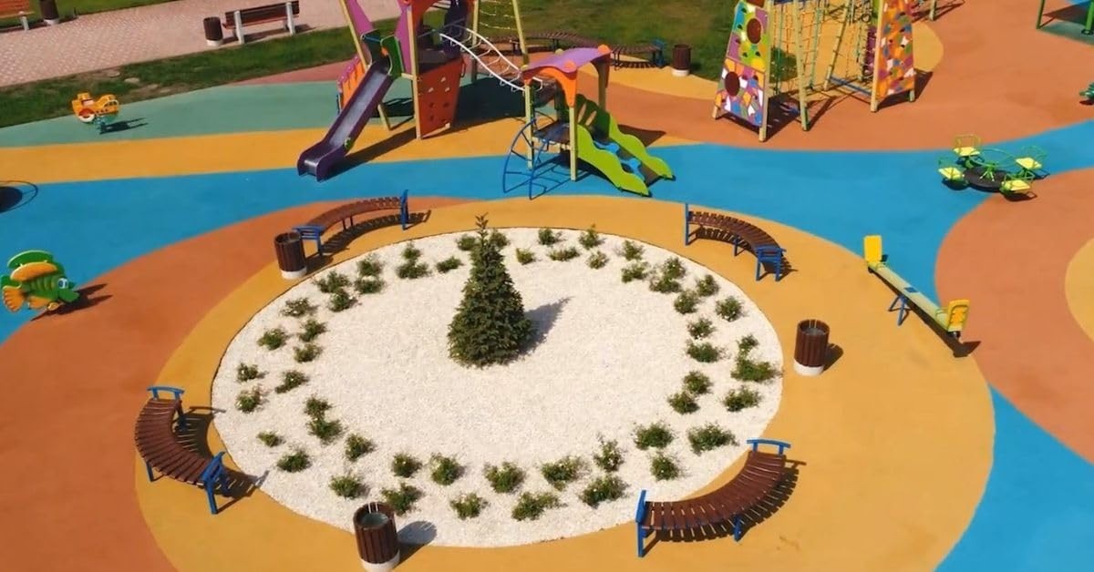 Rubber Playground Repair Kit – Poured-in-Place Surfacing Base Layer Fix