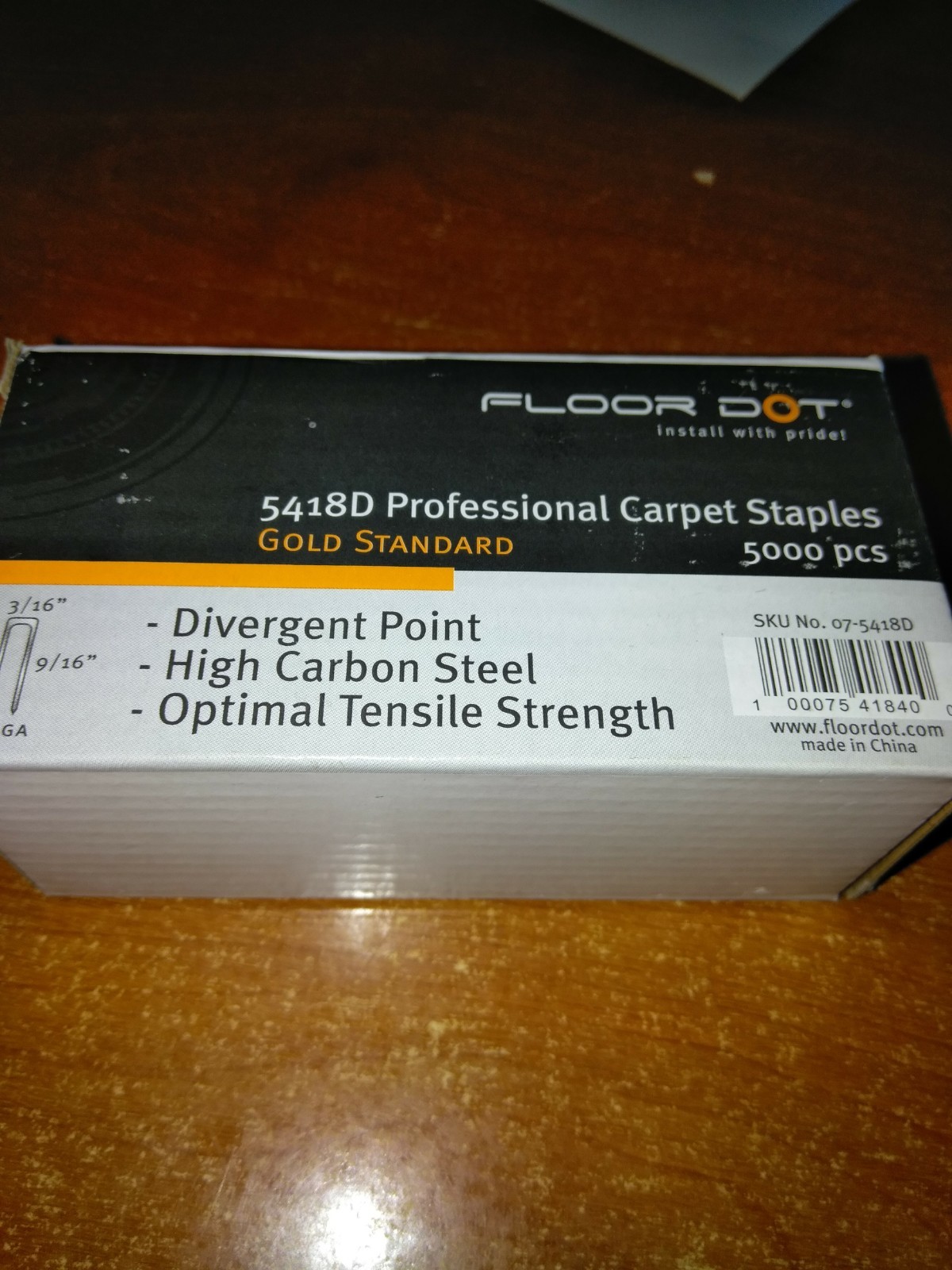 Boxes Floor Dot 5418D 9/16″ professional Carpet Staples, 5000 pcs Per Box