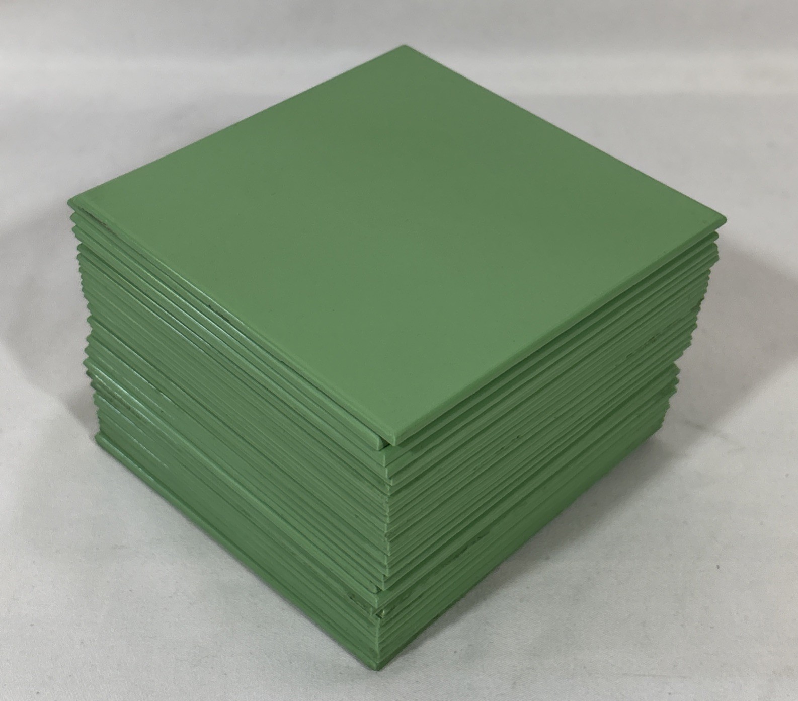 5 Vintage Solid Green Plastic Polystyrene Wall Tiles 4.25″x4.25″ Mint Green