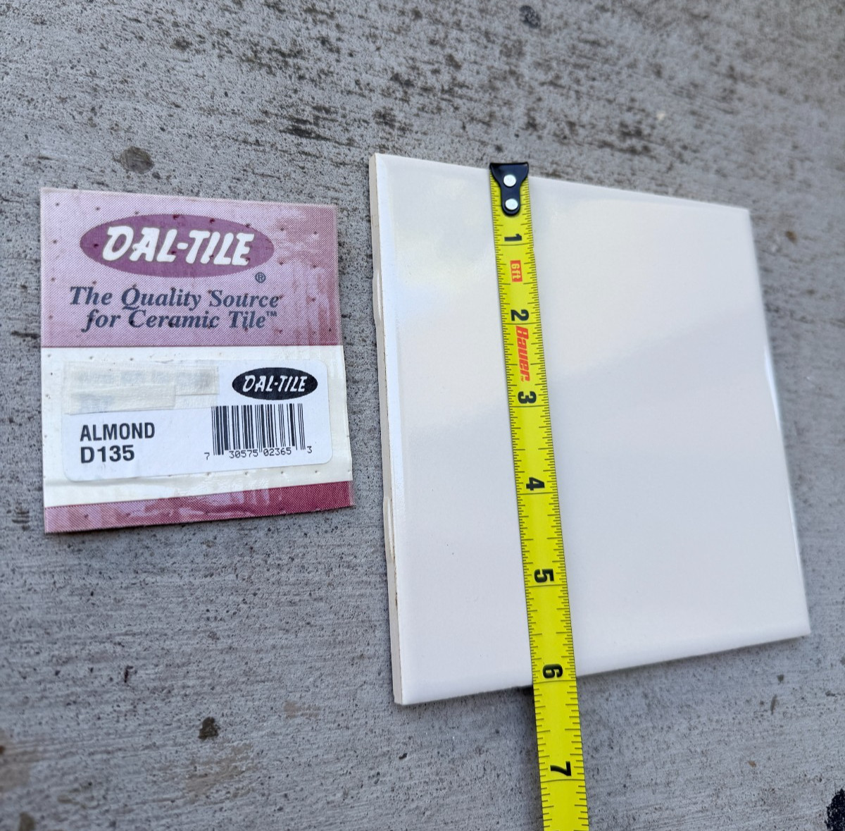 Lot of 2 – Daltile 6″x6″ Almond Tile D135 Square