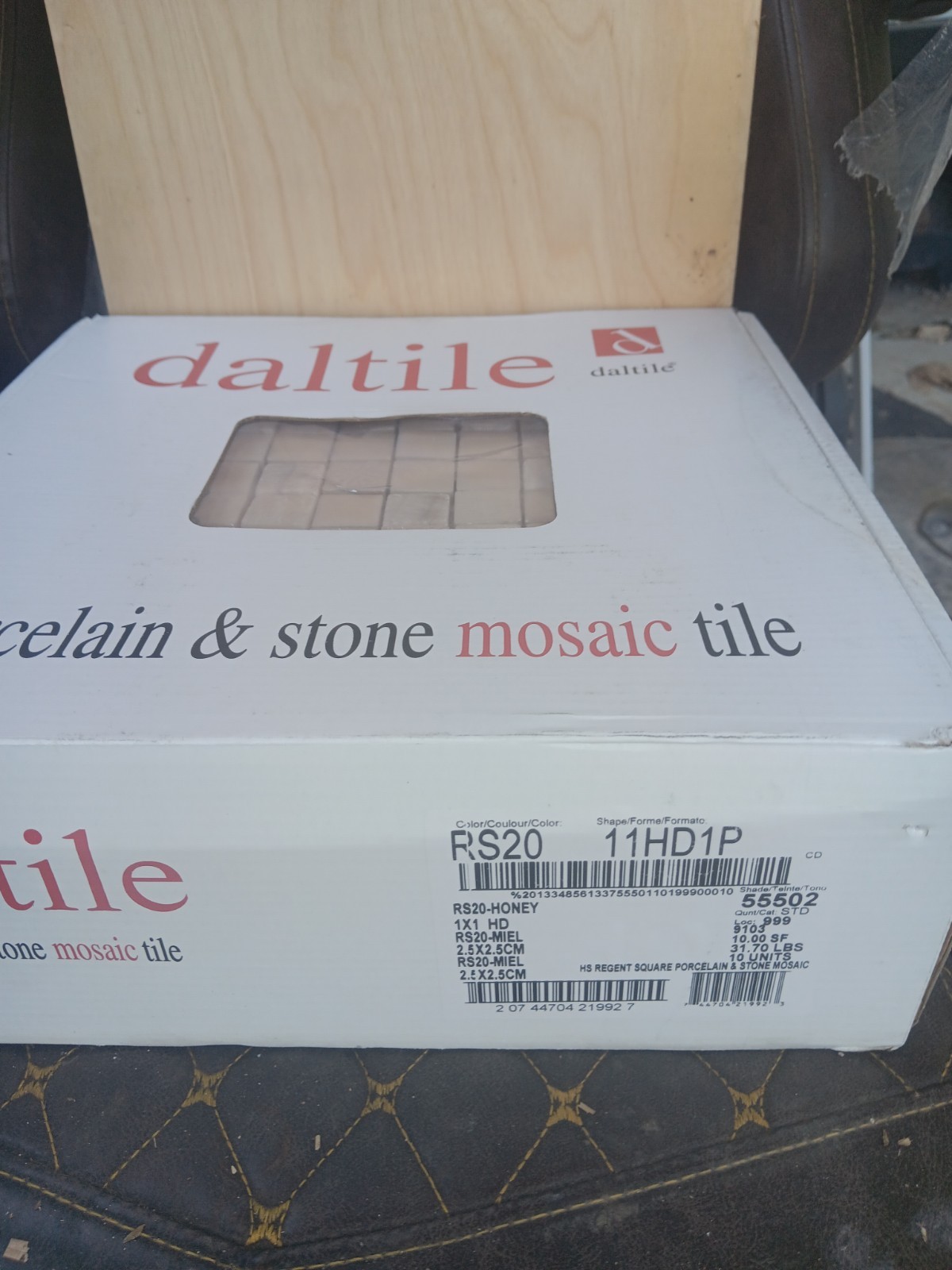 1 Box ( 10 ft²) Natural Stone Mosaic Tile Sheet.. Honey Color. 12×12