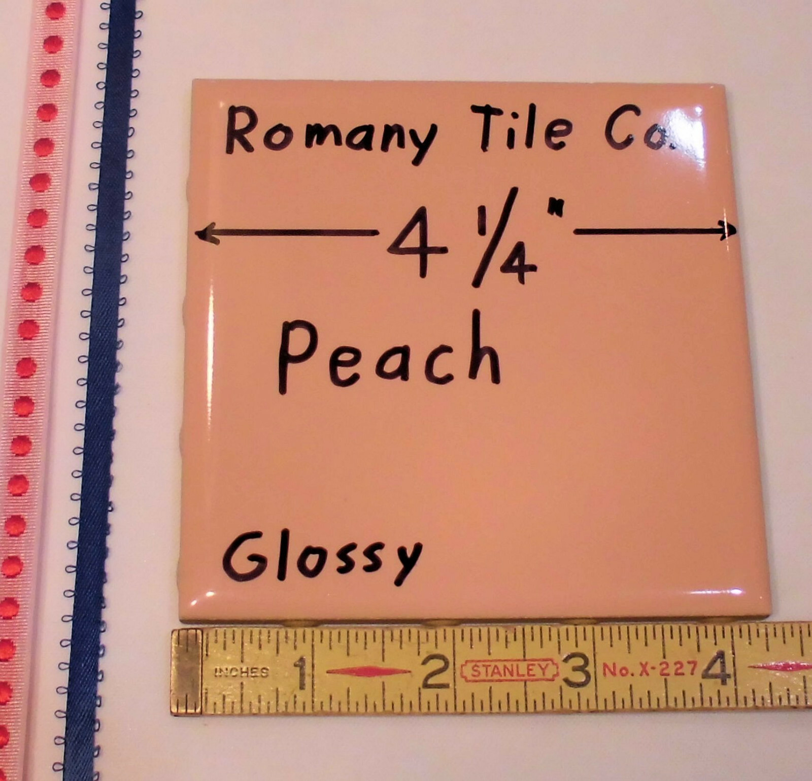1pc. Peach 4-1/4″ Glossy Ceramic Tile; Romany Co. Defects 1/8″chipped edge +