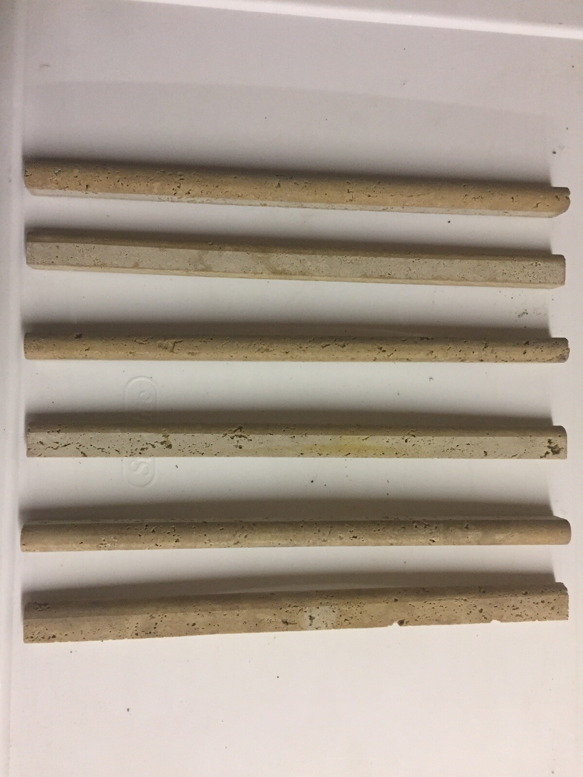 Nocce Cigarro Travertine Pencil Molding 12″ Chair Railing
