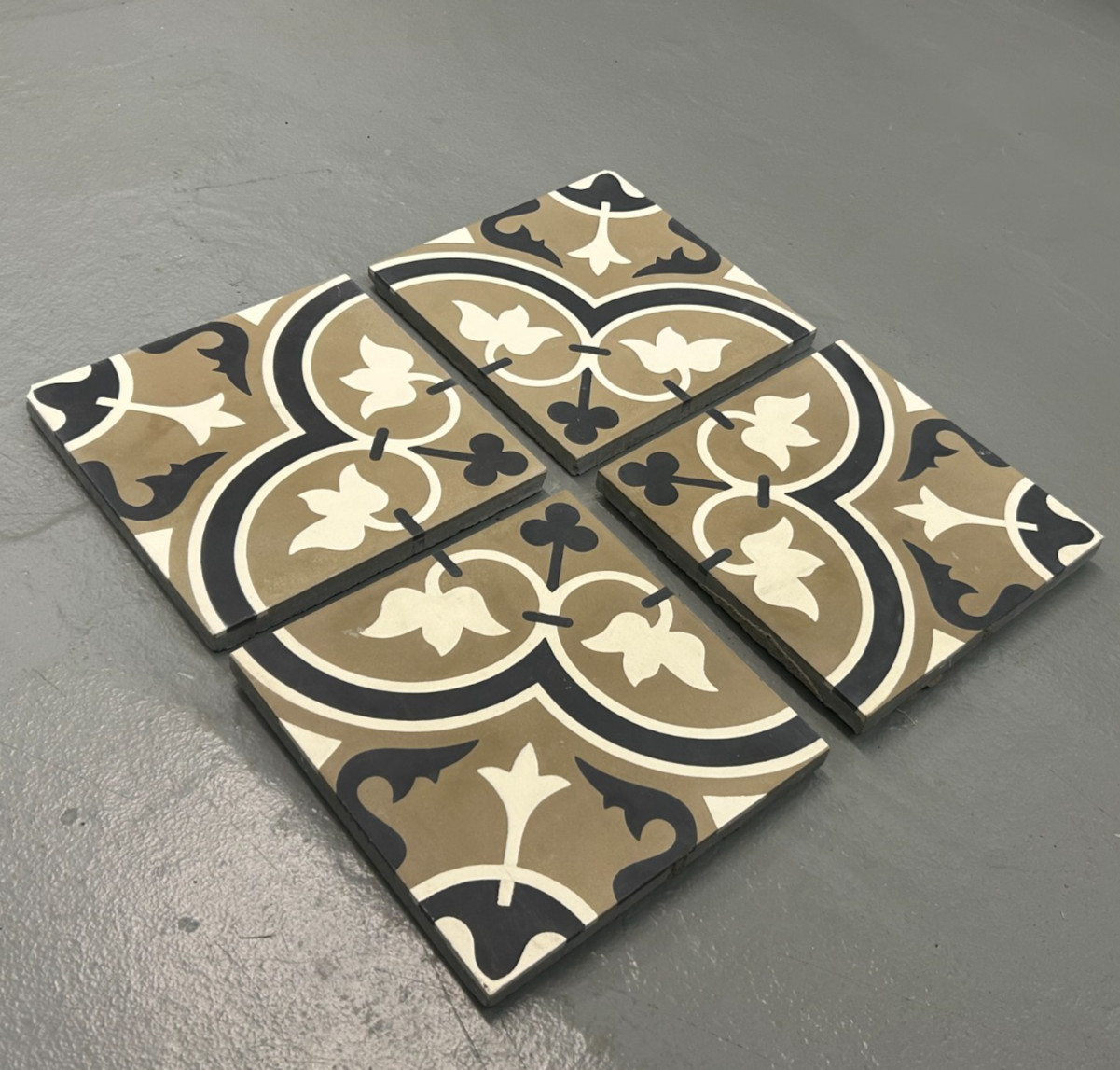 4 LILI SOPHIA ENCAUSTIC CEMENT TILES Designer Stone 16 x 16 Floor Mosaic Vietnam