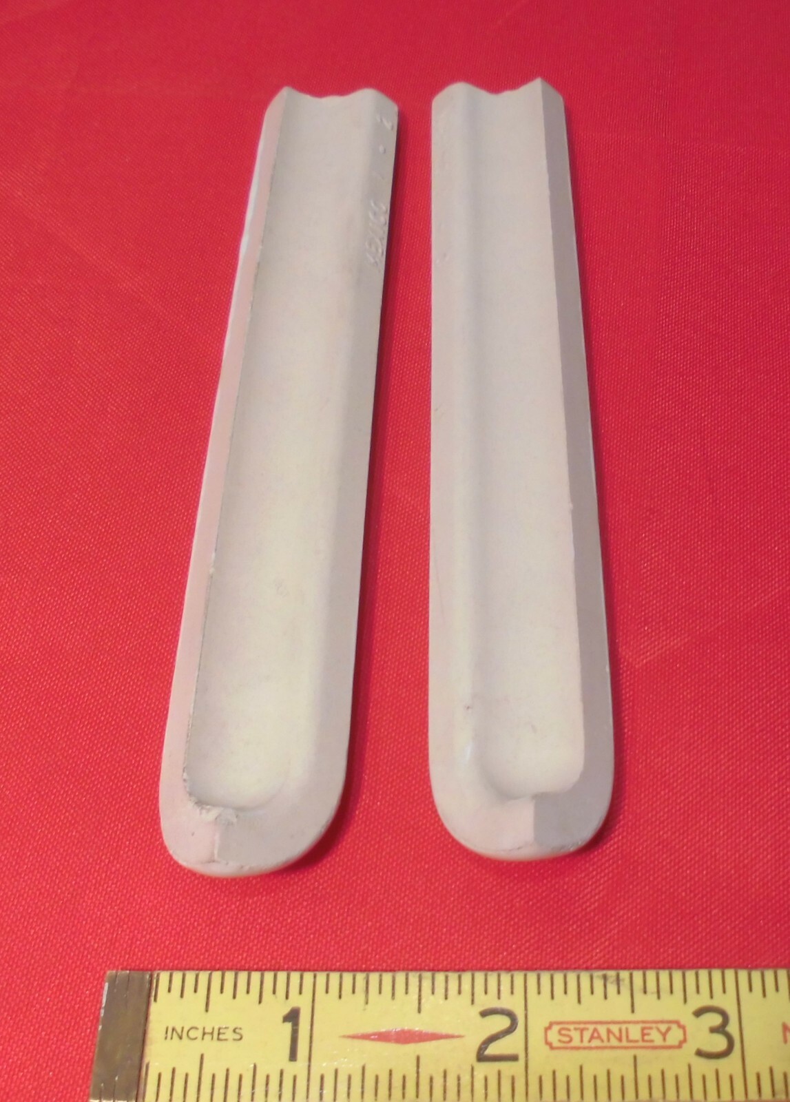 2 pcs. *Gloss White* Ceramic Quarter Round Tiles 1″ X 6″ Finished Corner Beak