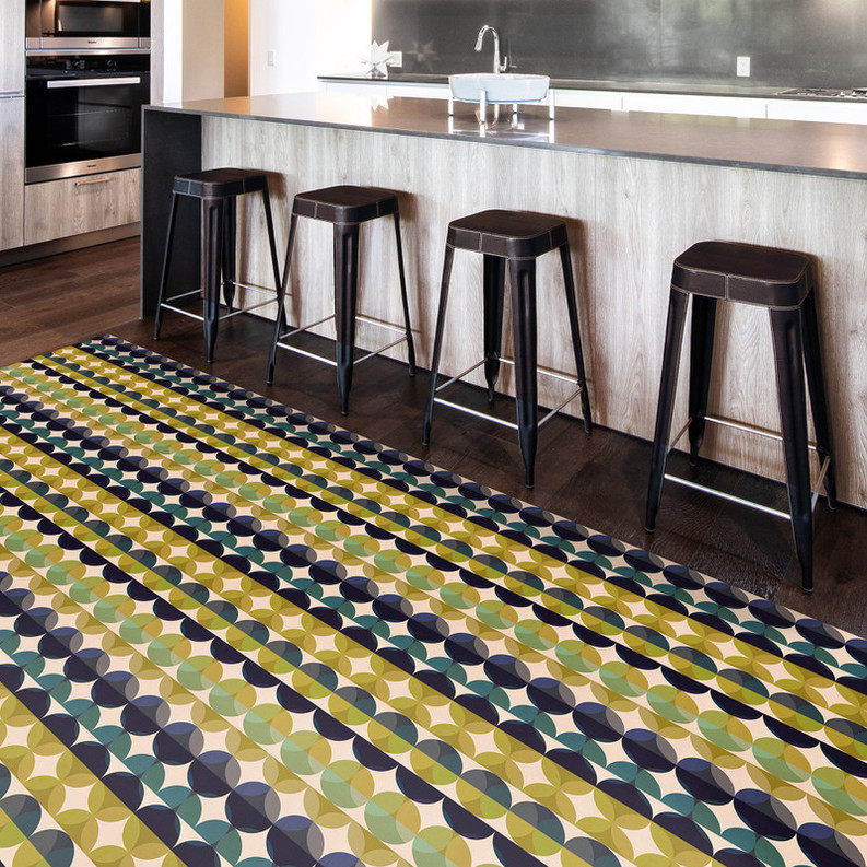 ‘Gemstone’ Jade Multi-Color Geometric Non-Slip Indoor/Outdoor Rug 2′ x 3′