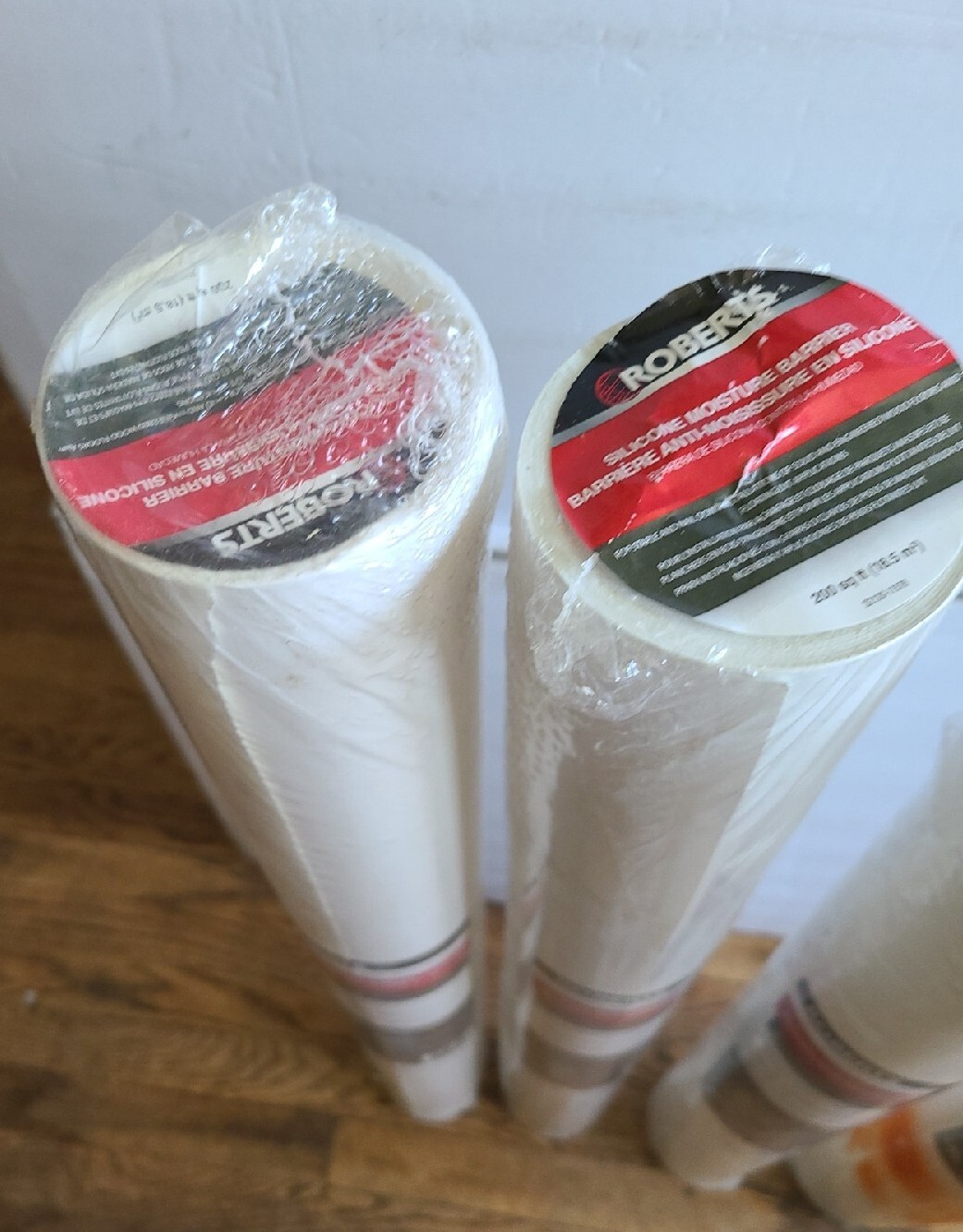 ROBERTS 70-198 Silicone Moisture Barrier 200 sq 31.5 in. x 76.25 ft. Lot of 4