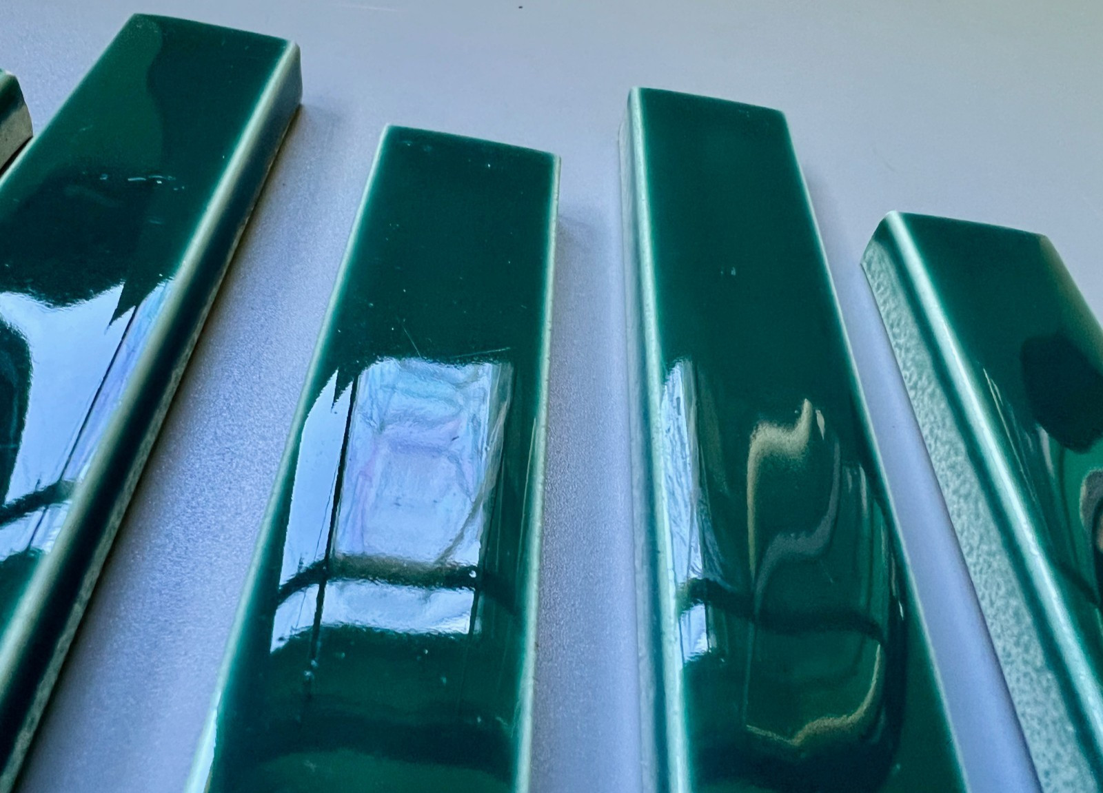 (5) Vtg Pratt Larson Green Gloss Ceramic Art Tiles 1×6 Bullnose Border Trim Lot