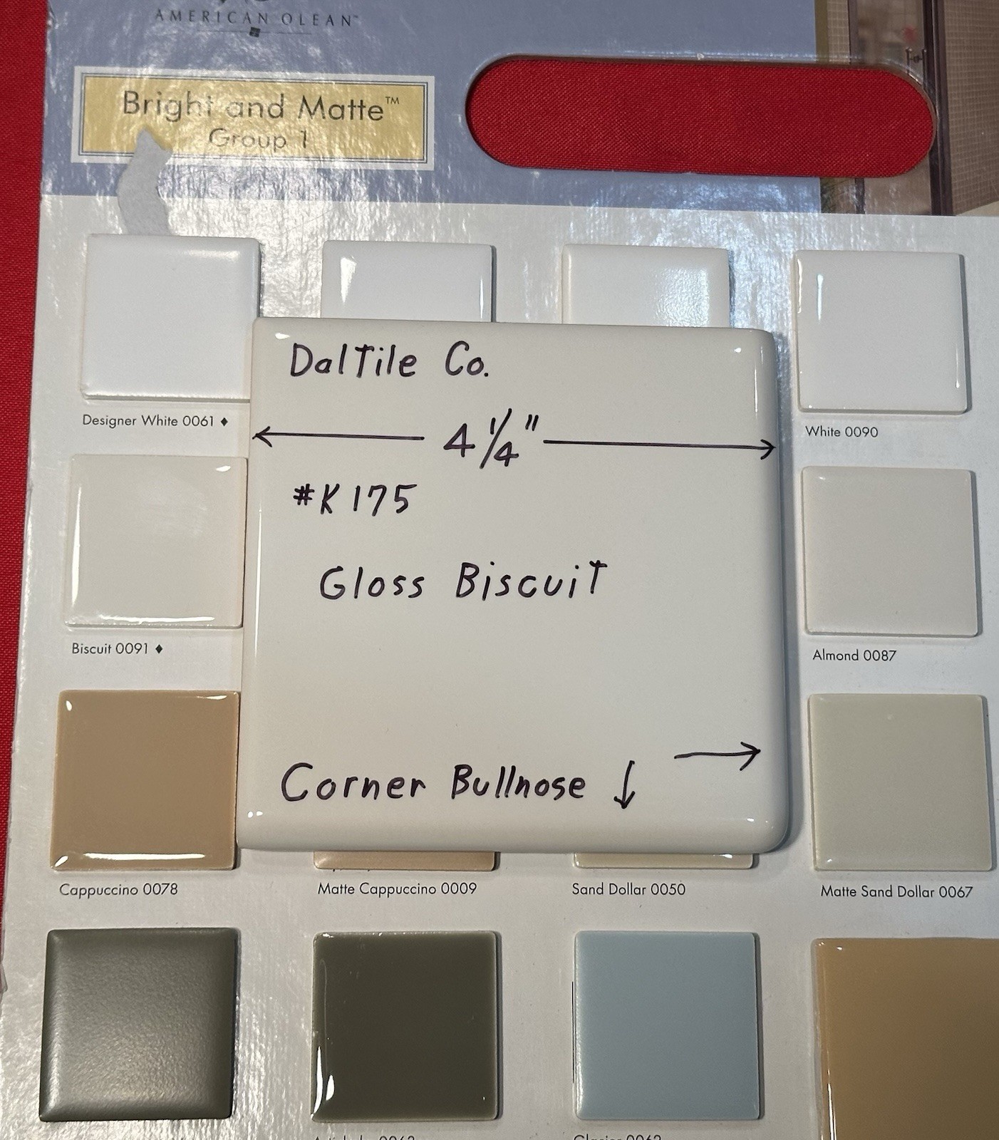 1 pc. Gloss Biscuit: 4-1/4″ Ceramic Corner Bullnose Tile by Daltile Co. NEW