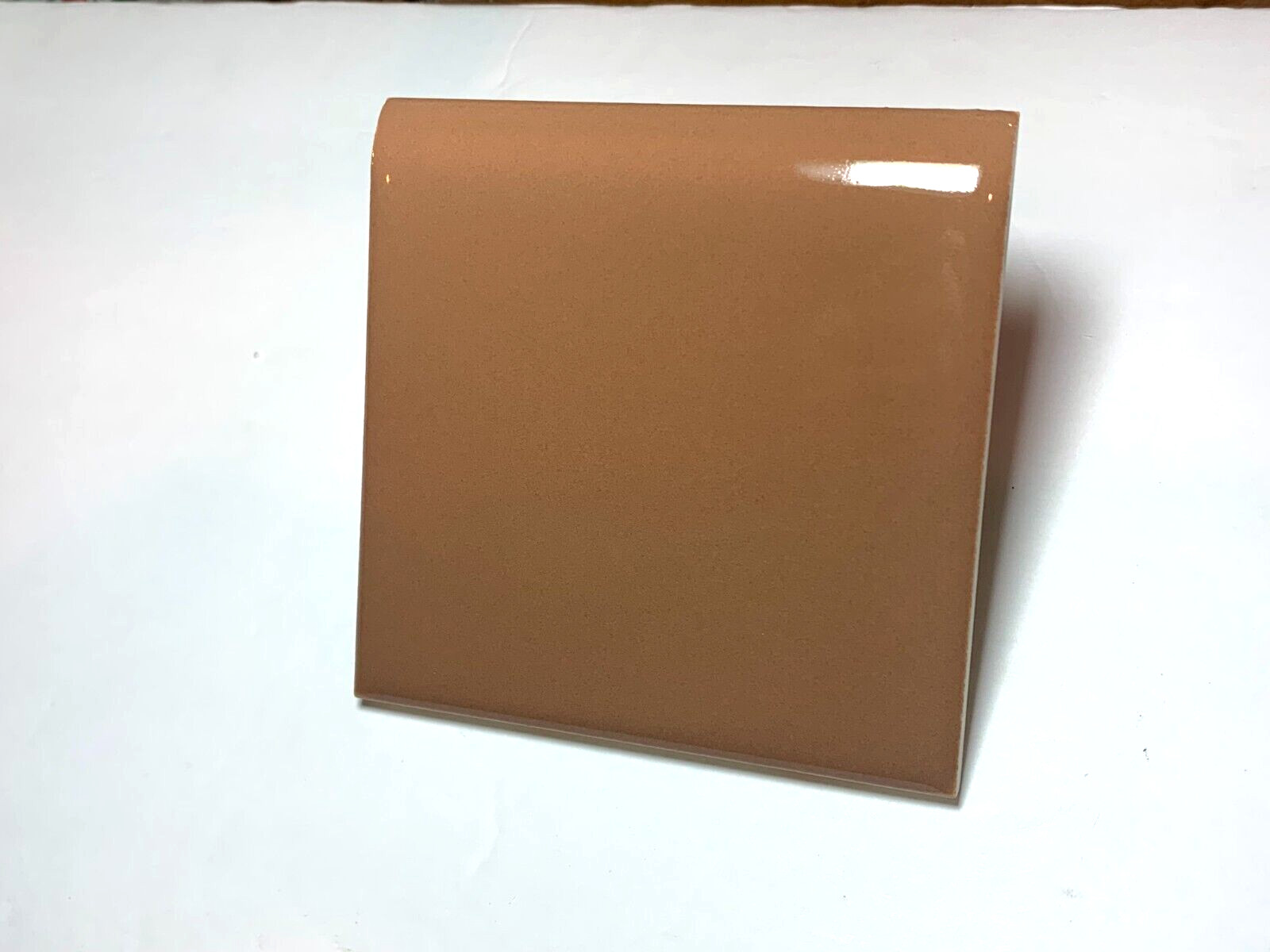 Vintage Stylon ceramic Creme De Mocha Bullnose 4-1/4″ x 4 1/4″ Gloss