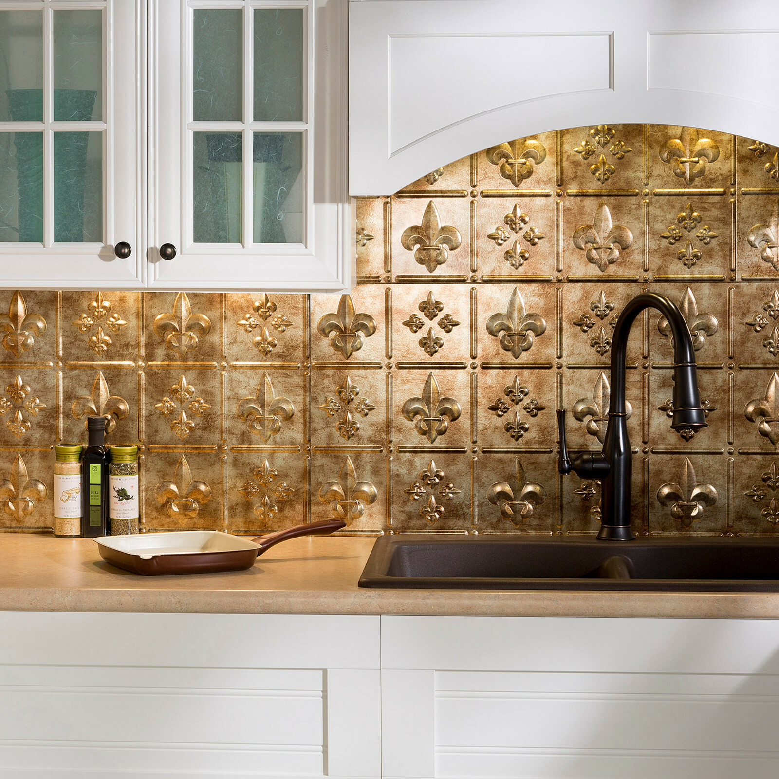 Fasade 18in x 24in Fleur de Lis Backsplash Panel