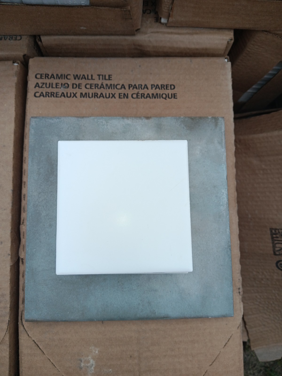 1 Box -50 Tiles (6 ft²) – Matte Artic White 4×4 Ceramic Subway Tile..Vintage