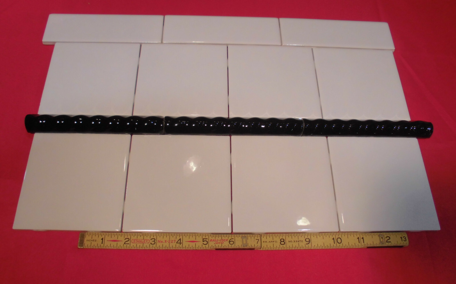 1 pc. Gloss Black Ceramic Sizzle Liner Rope Tiles 3/4″ X 6″ by American Olean