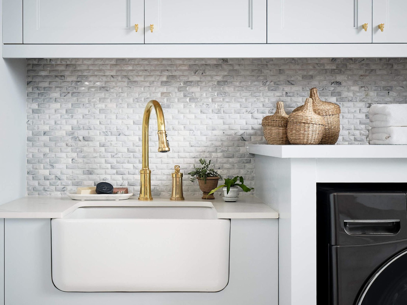 Ackland AKTMT12X24H-CA 12″ x 24″ Marble Solid Floor and Wall Tile – Calabria