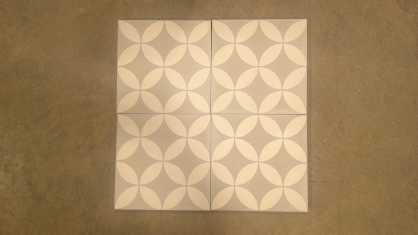Cement Tiles – Circulos – Case QTY