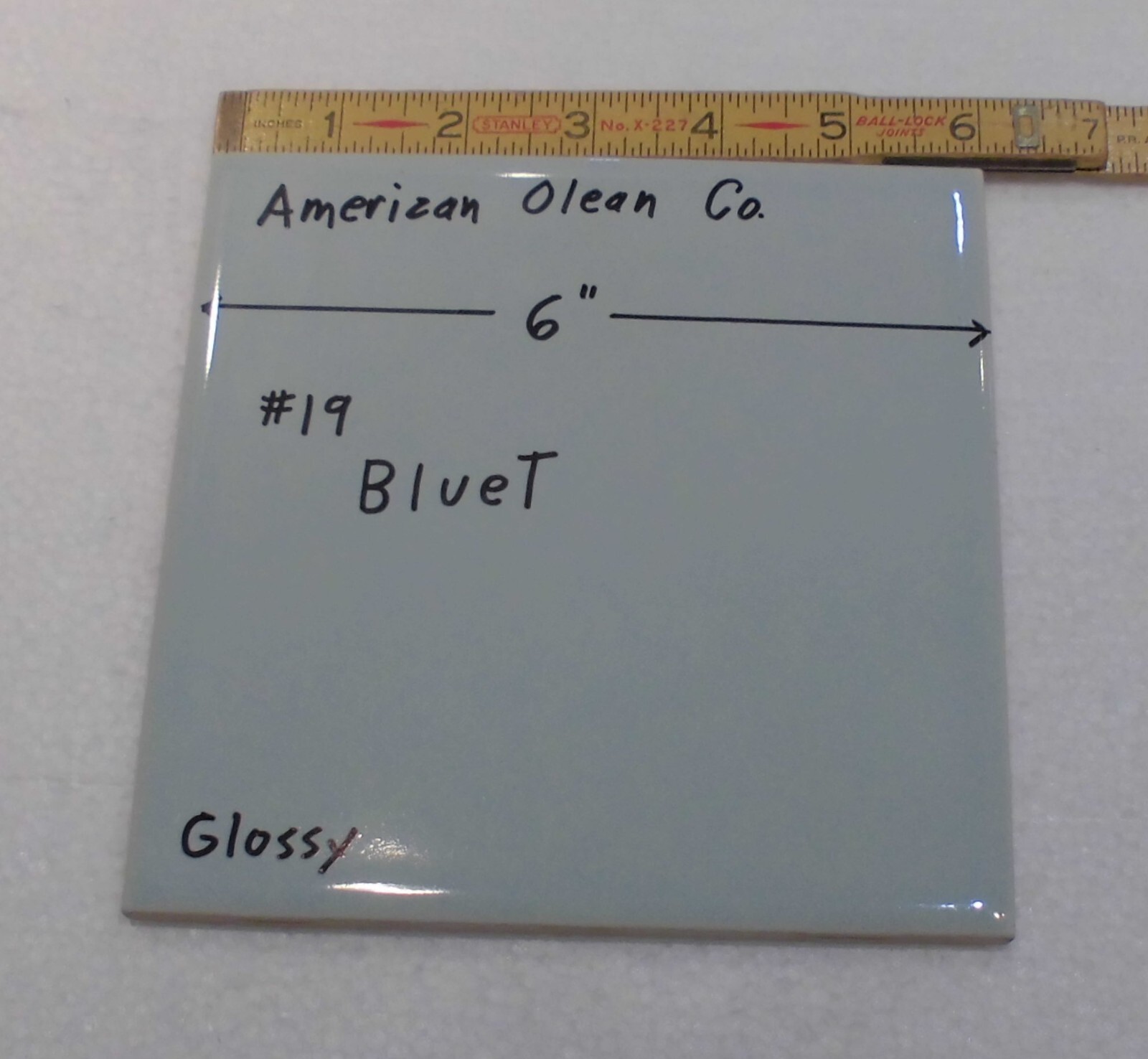 1 pc. 6″ X 6″ Glossy Ceramic Tile *Bluet – Blue* American Olean: with defects