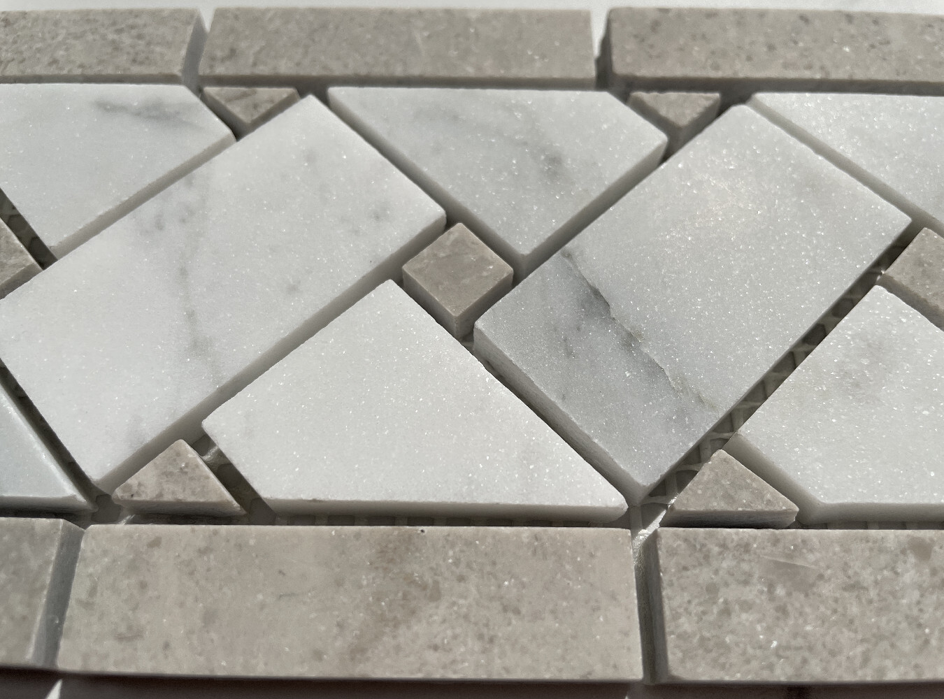 C653BXH Carrara White Marble Basketweave Mosaic Border Gray Dots Honed 4×12