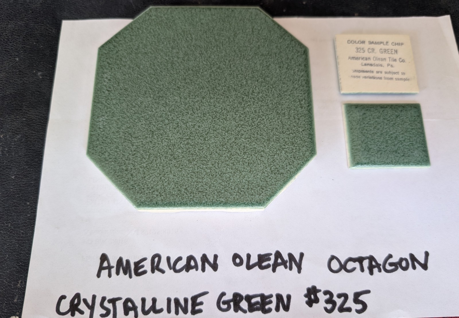 2 pcs American Olean Crystalline Green #325 Ceramic Tile 4-1/4″ Octagon 1950s