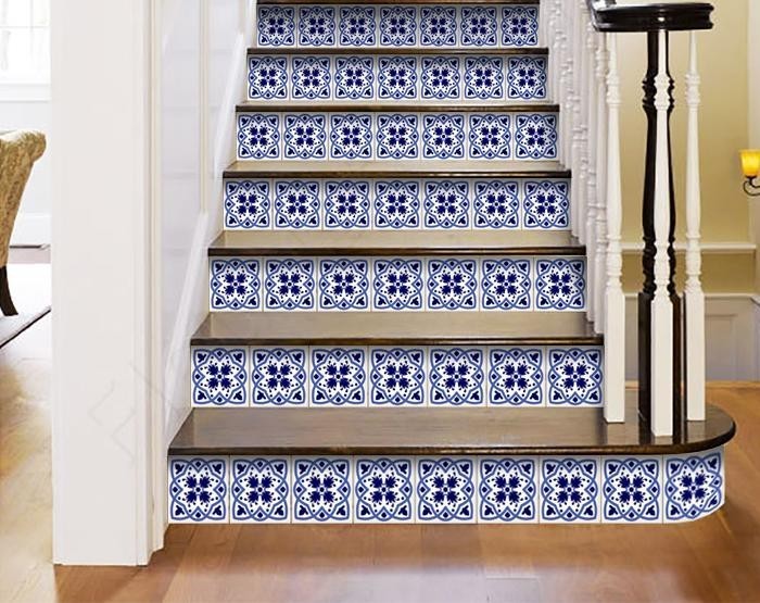 HomeRoots 399829 8 x 8 in. Blue & White Mosaic Peel & Stick Removable Tiles