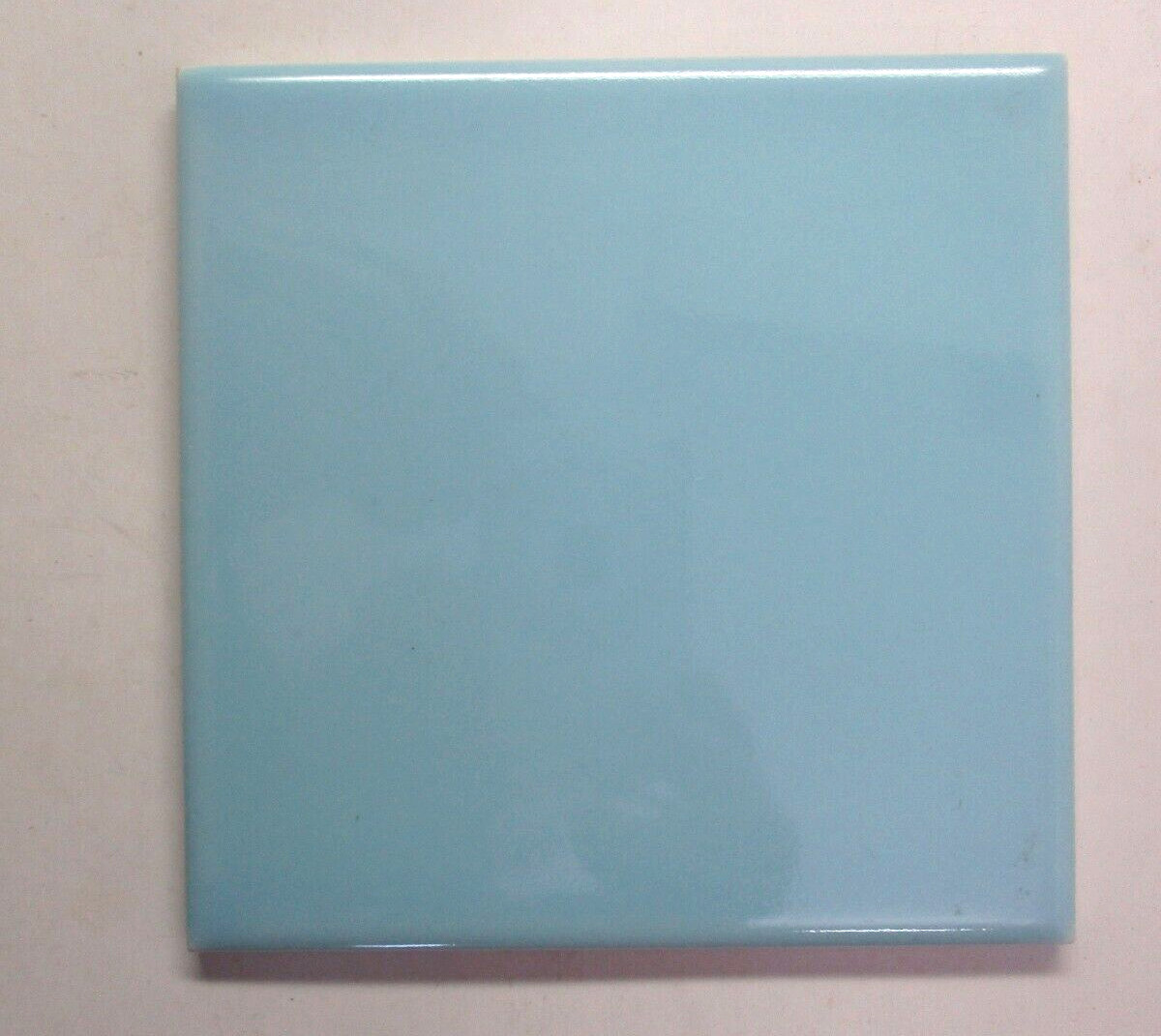 1 Wall Tile Atco USA 4-3/8″ Gloss Light Powder Blue Ceramic 1950s Retro Vintage
