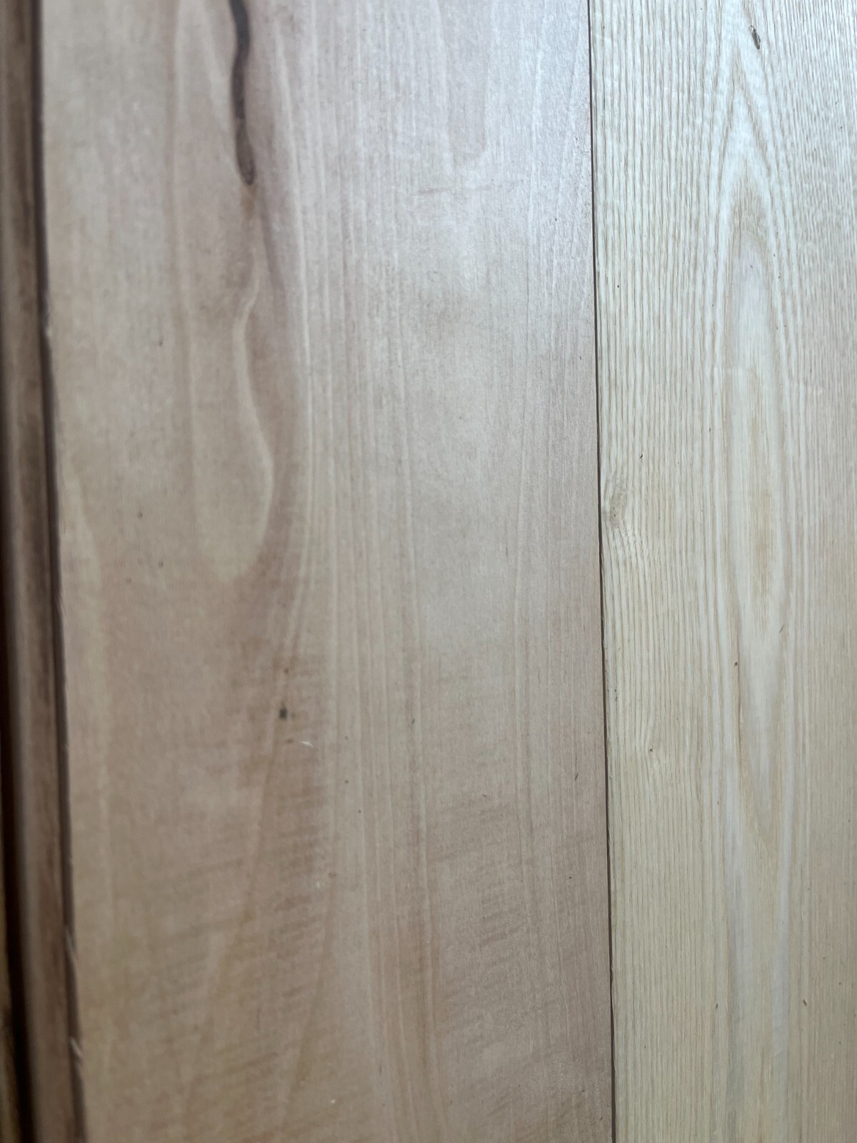 Unfinished mixed ash and maple hardwood flooring 5″, random lengths