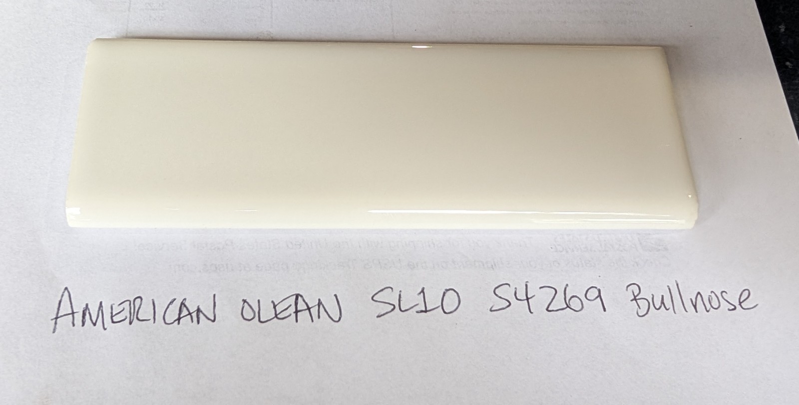 4 pcs American Olean Vintage SL10 Gloss AO White S4269 Bullnose Tile 2″ X 6″